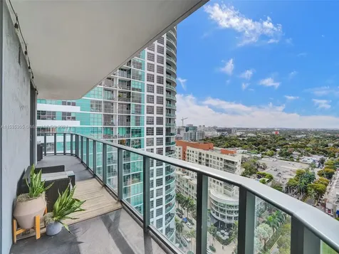 121 NE 34th Street Miami FL 33137
