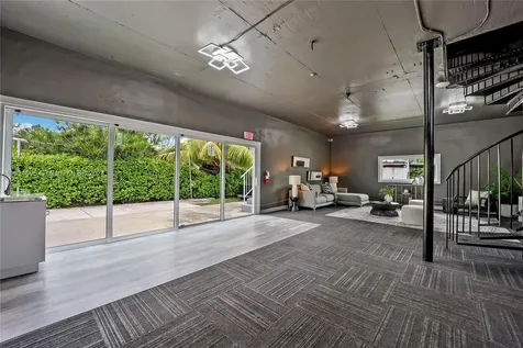 805 NW 7th Street Road Miami FL 33136