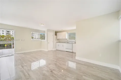 805 NW 7th Street Road Miami FL 33136