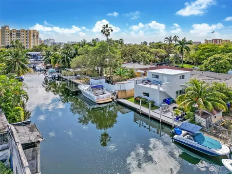 805 NW 7th Street Road Miami FL 33136