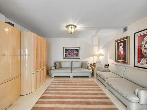 10155 Collins Avenue Bal Harbour FL 33154