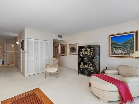 10155 Collins Avenue Bal Harbour FL 33154