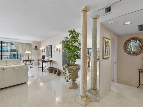 10155 Collins Avenue Bal Harbour FL 33154