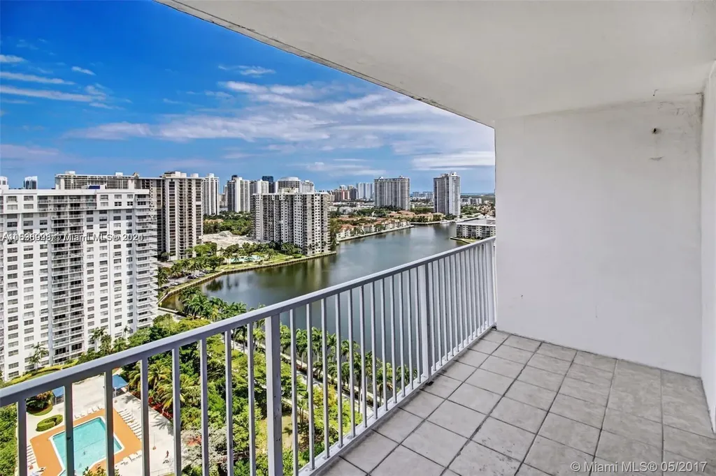 2801 NE 183rd Street Aventura FL 33160