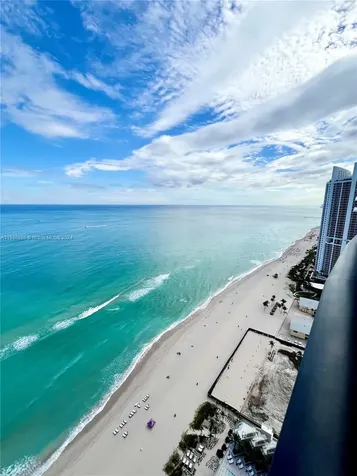 18555 Collins Avenue Sunny Isles Beach FL 33160