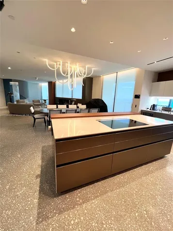 18555 Collins Avenue Sunny Isles Beach FL 33160