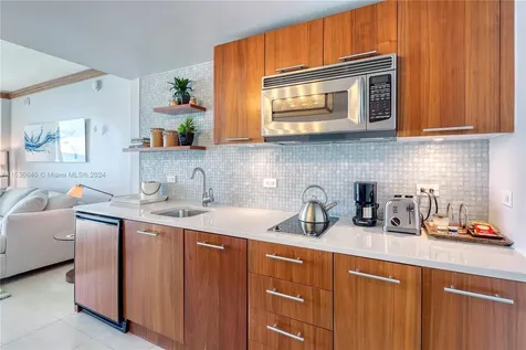 6801 Collins Avenue Miami Beach FL 33141