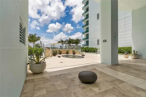 900 Biscayne Boulevard Miami FL 33132