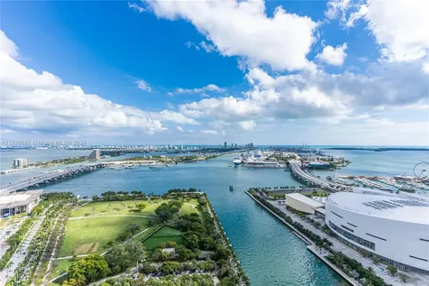 900 Biscayne Boulevard Miami FL 33132