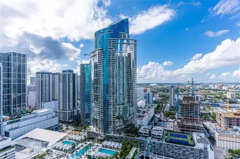 900 Biscayne Boulevard Miami FL 33132