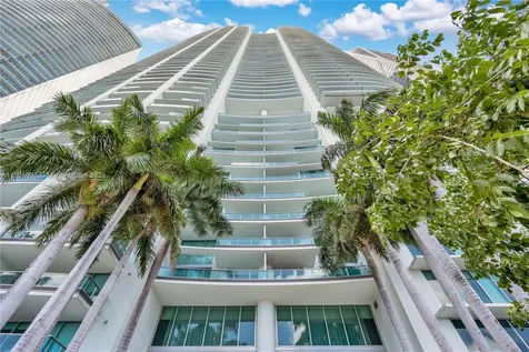 900 Biscayne Boulevard Miami FL 33132