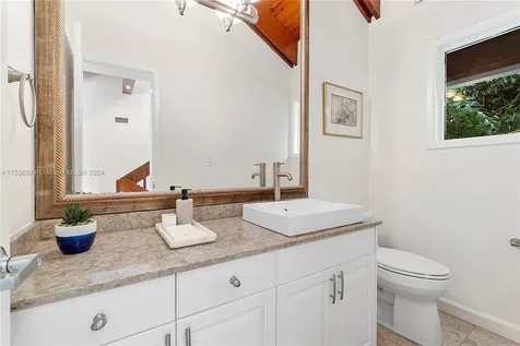 7125 W Lago Drive Coral Gables FL 33143