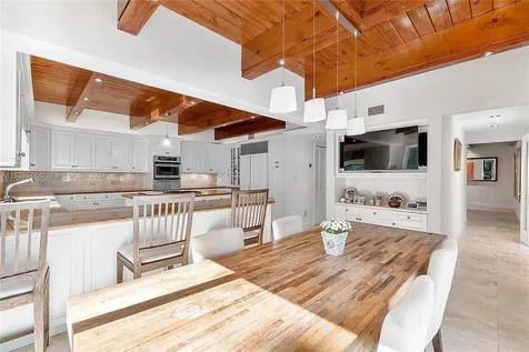 7125 W Lago Drive Coral Gables FL 33143