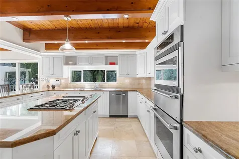 7125 W Lago Drive Coral Gables FL 33143