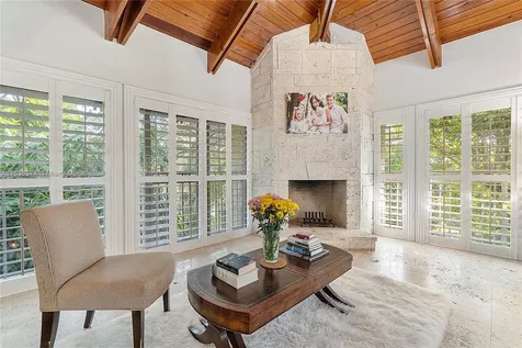 7125 W Lago Drive Coral Gables FL 33143