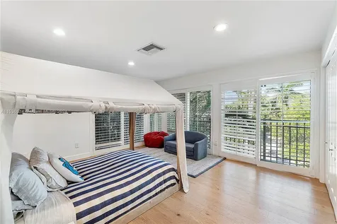 7125 W Lago Drive Coral Gables FL 33143
