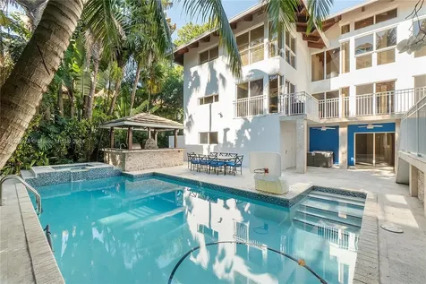 7125 W Lago Drive Coral Gables FL 33143