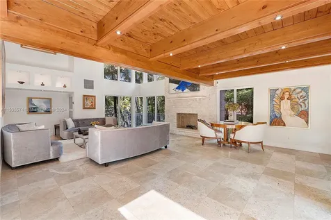 7125 W Lago Drive Coral Gables FL 33143