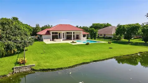 11330 SW 23rd Place Davie FL 33325