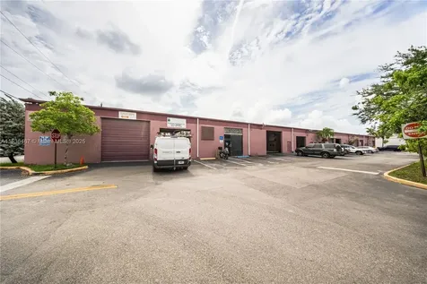 1375 NW 65th Avenue Plantation FL 33313