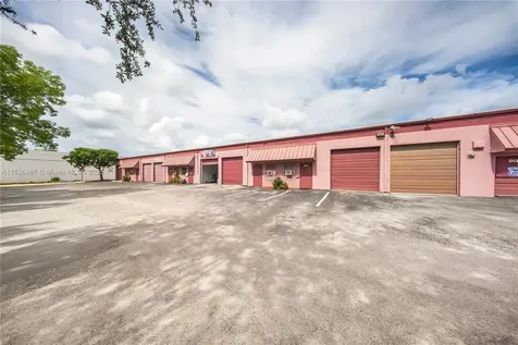 1375 NW 65th Avenue Plantation FL 33313