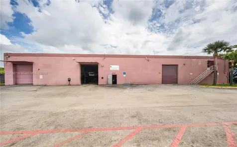 1375 NW 65th Avenue Plantation FL 33313