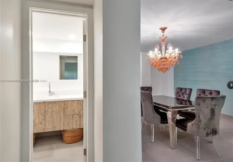 4001 S Ocean Drive Hollywood FL 33019