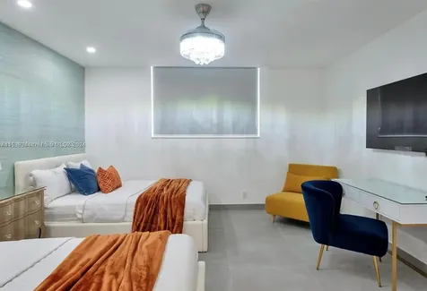 4001 S Ocean Drive Hollywood FL 33019