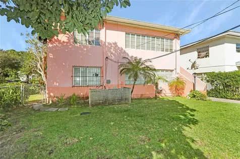 3705 Ponce De Leon Boulevard Coral Gables FL 33134