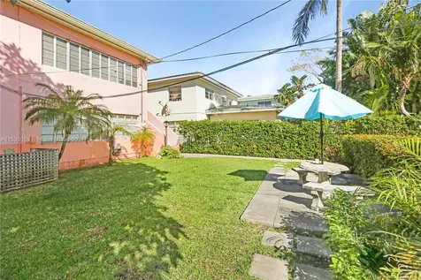 3705 Ponce De Leon Boulevard Coral Gables FL 33134