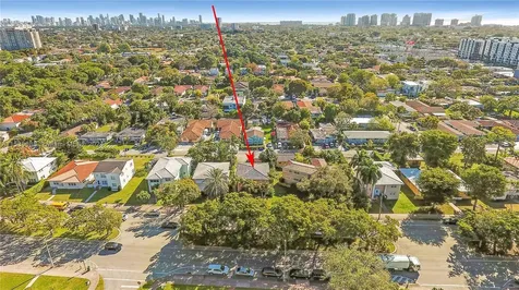 3705 Ponce De Leon Boulevard Coral Gables FL 33134