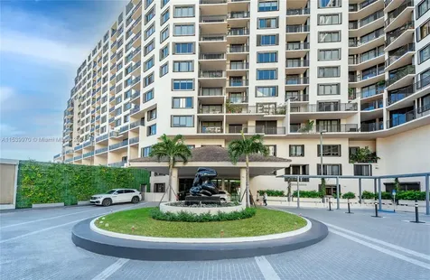 540 Brickell Key Drive Miami FL 33131