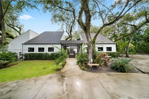 10100 SW 90th Avenue Miami FL 33176