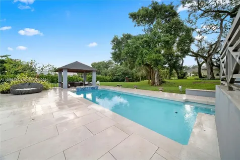 10100 SW 90th Avenue Miami FL 33176