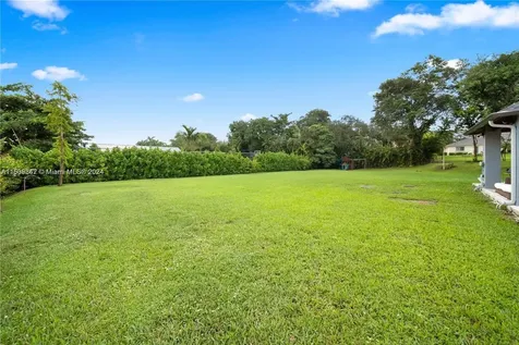 10100 SW 90th Avenue Miami FL 33176