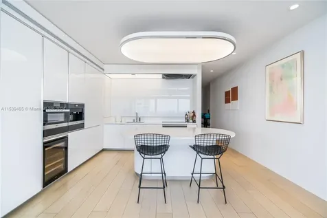 3315 Collins Avenue Miami Beach FL 33140