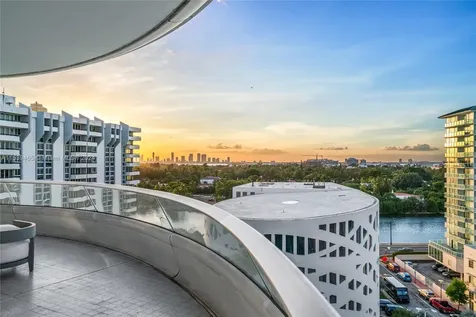 3315 Collins Avenue Miami Beach FL 33140