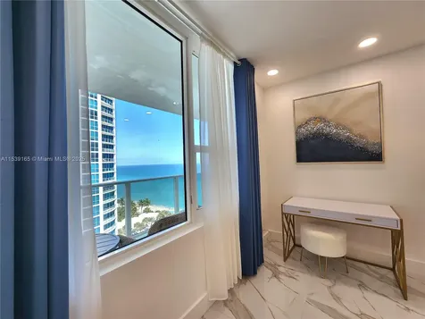3505 S Ocean Drive Hollywood FL 33019