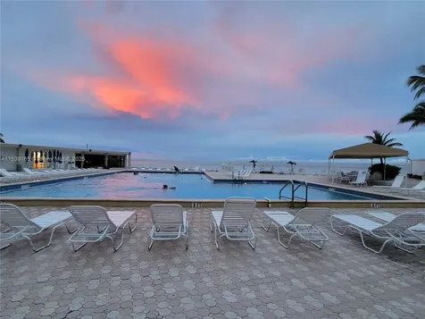 3505 S Ocean Drive Hollywood FL 33019