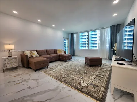 3505 S Ocean Drive Hollywood FL 33019