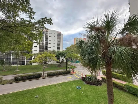 17021 N Bay Road Sunny Isles Beach FL 33160