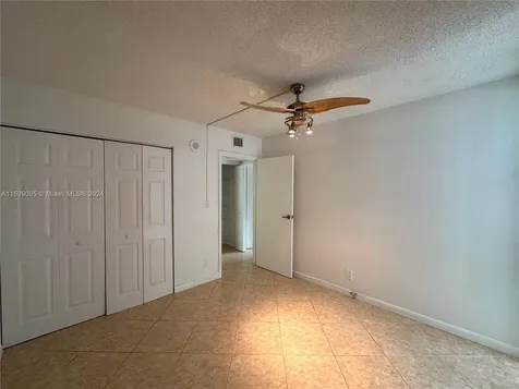 17021 N Bay Road Sunny Isles Beach FL 33160
