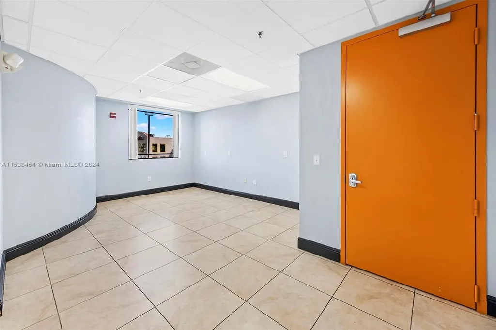 2227 N Federal Highway Hollywood FL 33020