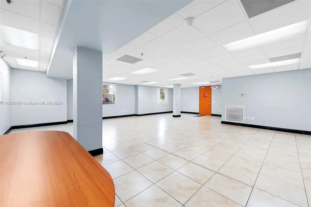 2227 N Federal Highway Hollywood FL 33020