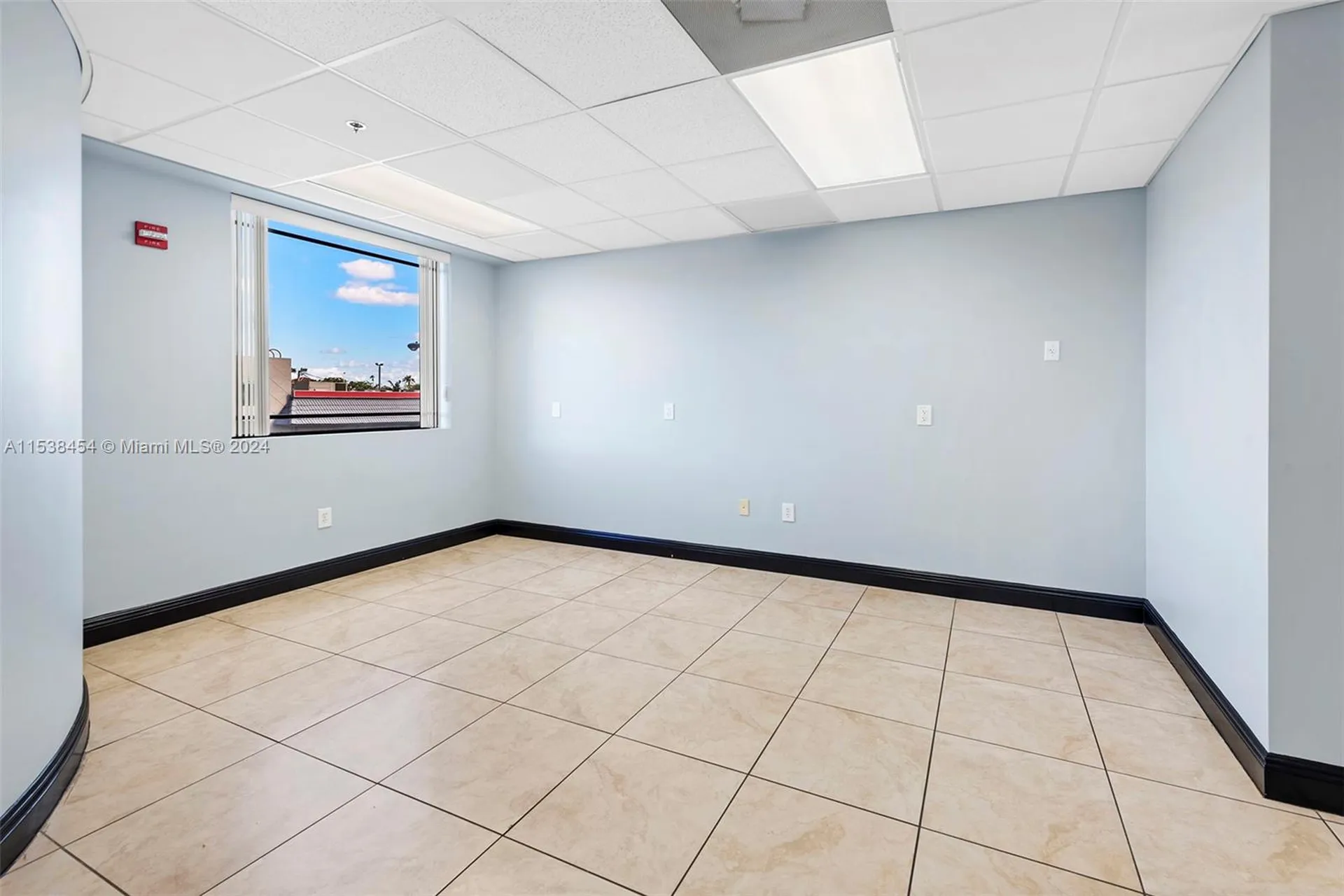 2227 N Federal Highway Hollywood FL 33020