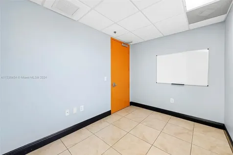 2227 N Federal Highway Hollywood FL 33020