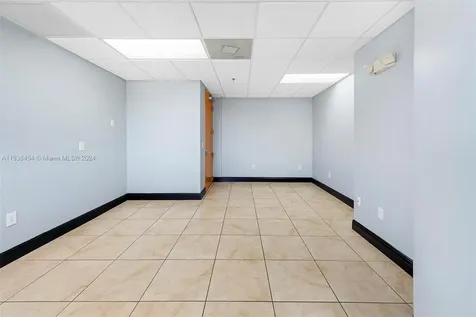 2227 N Federal Highway Hollywood FL 33020