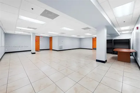 2227 N Federal Highway Hollywood FL 33020