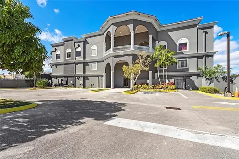 2227 N Federal Highway Hollywood FL 33020