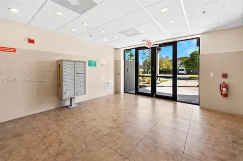 2227 N Federal Highway Hollywood FL 33020